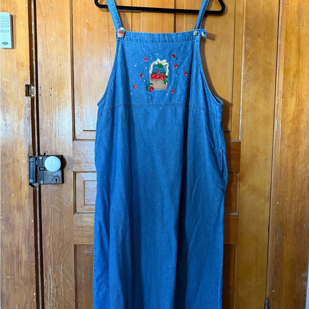 Quacker Factory Blue Denim Dress with Embroidery